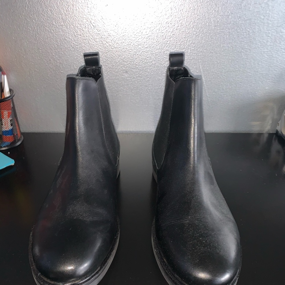 H by Hurston Black Leather Chelsea Boots